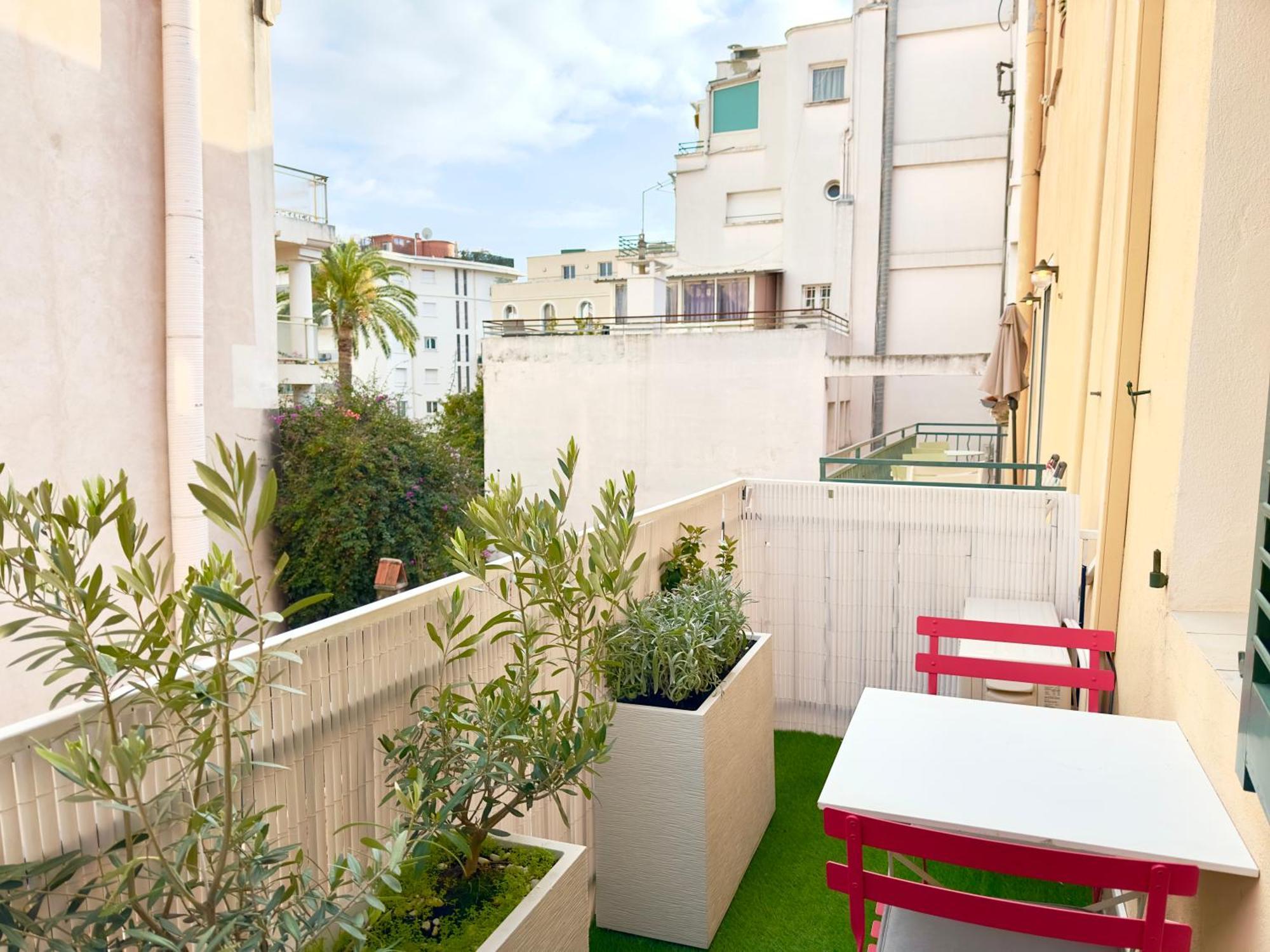 Luxueux 3 Pieces 80M2 - 2Ch - 2 Sdb - 1Mn Beach Croisette Cannes Exterior photo